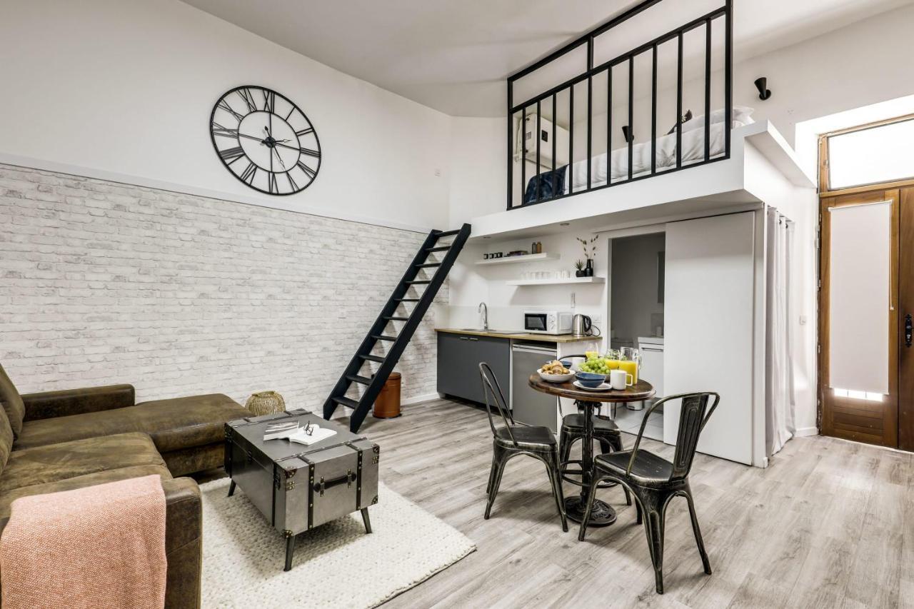 Modern French Studio In Paris Appartement Buitenkant foto