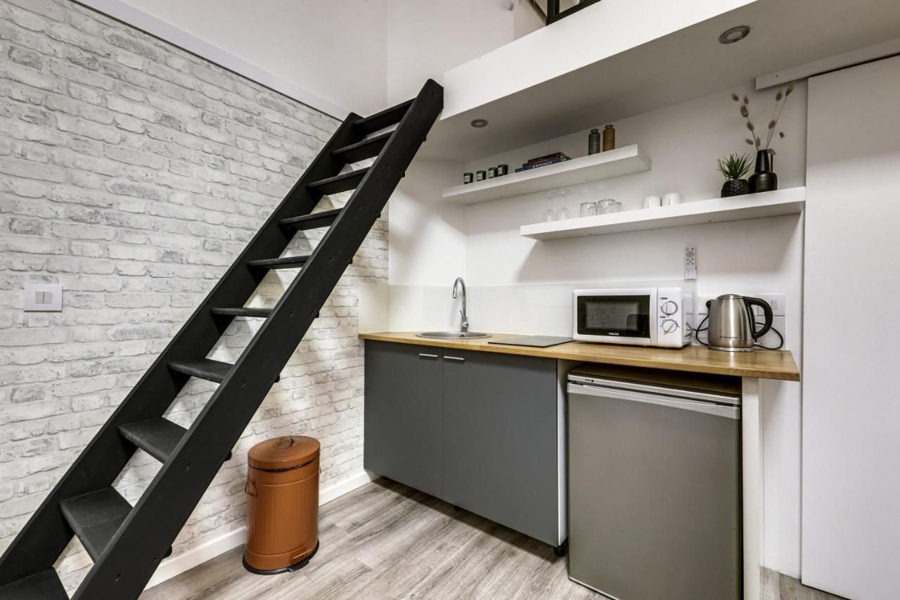 Modern French Studio In Paris Appartement Buitenkant foto